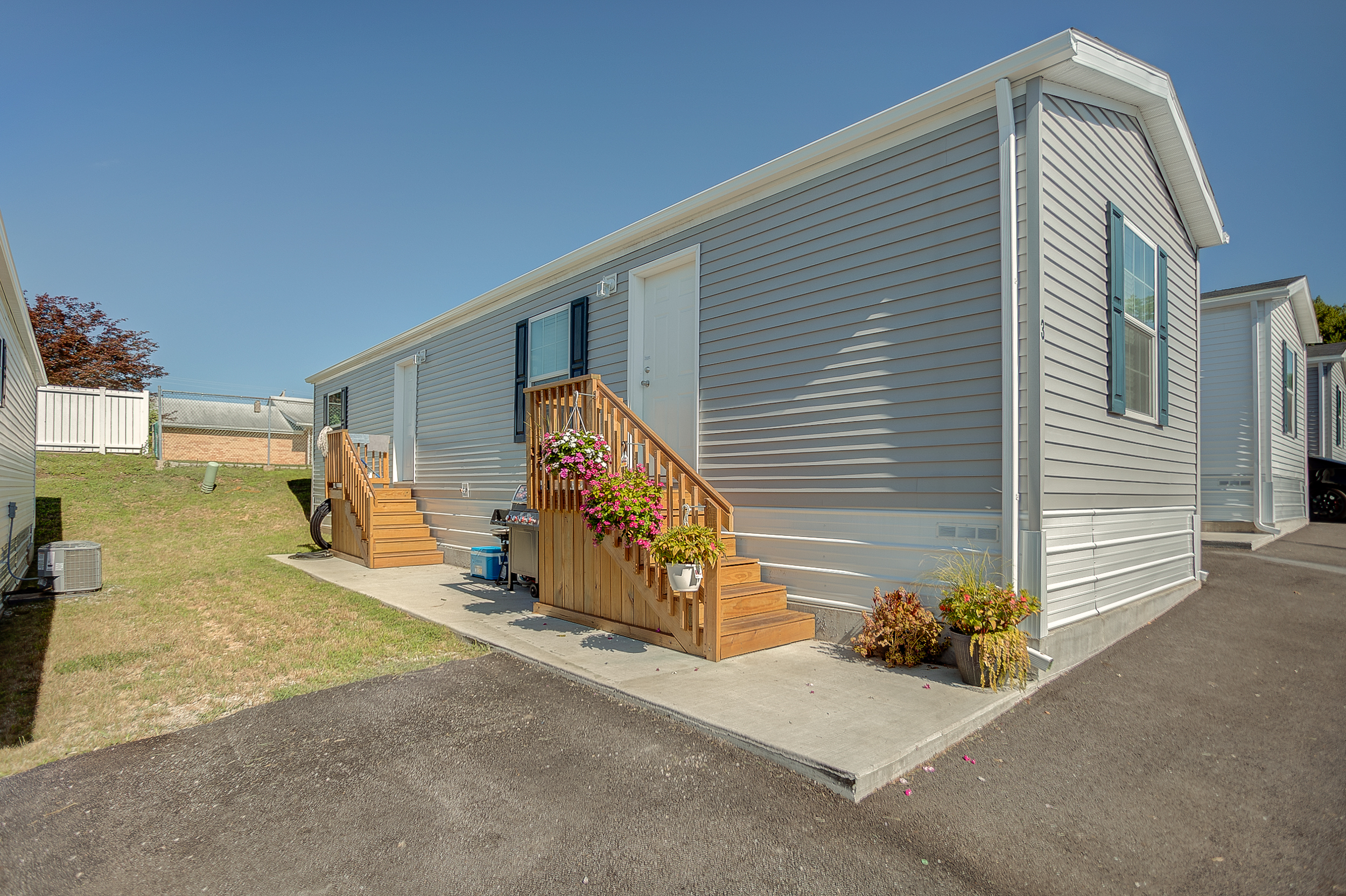 1 Coachlight Trailer Park